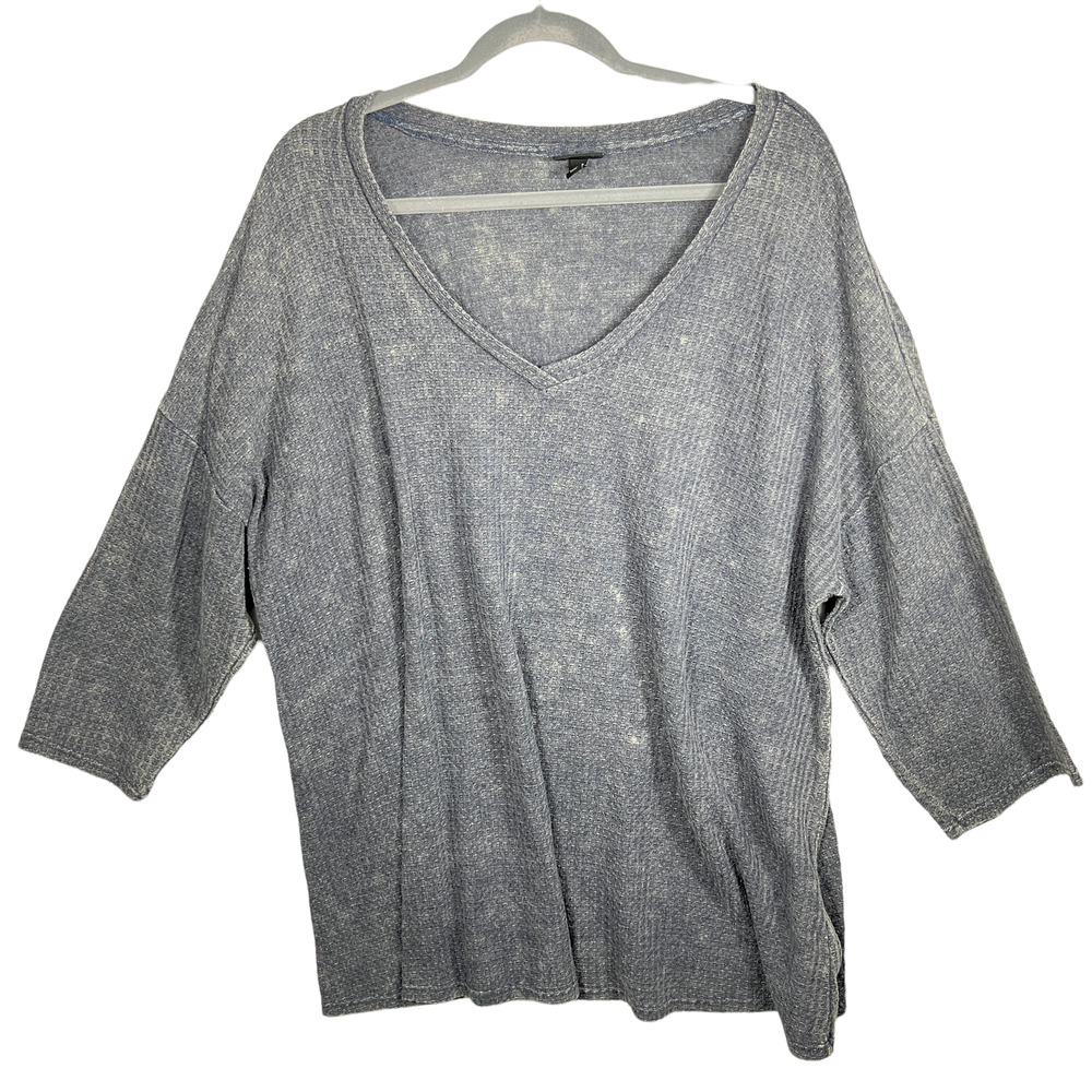Torrid Light Gray Acid Wash Pull Over Waffle Knit V Neck 3/4 Sleeves Siz…